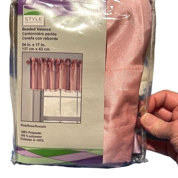 "NEW" Style Selections Home Tori 17”x 54” Pink Ombré Beaded Rod Pocket Valance - Picture 2 of 10